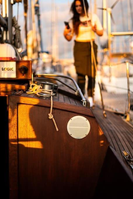 The Captains Locker - 30Ft Yacht San Miguel de Abona Luaran gambar