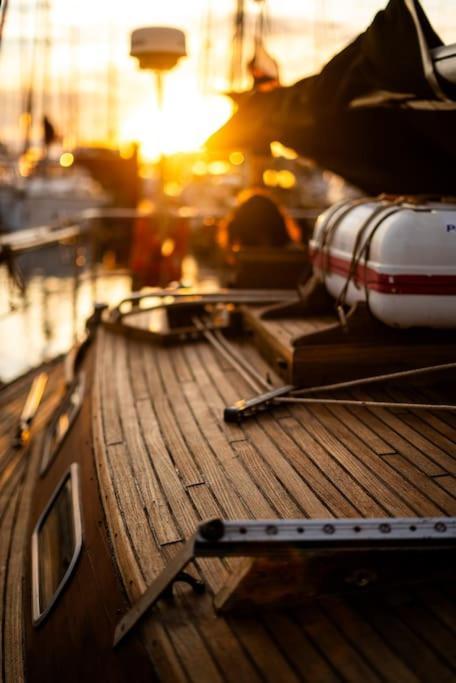 The Captains Locker - 30Ft Yacht San Miguel de Abona Luaran gambar