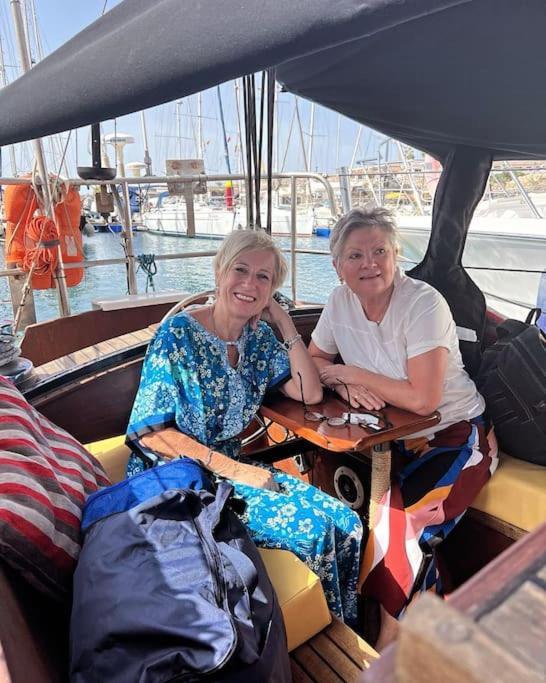 The Captains Locker - 30Ft Yacht San Miguel de Abona Luaran gambar